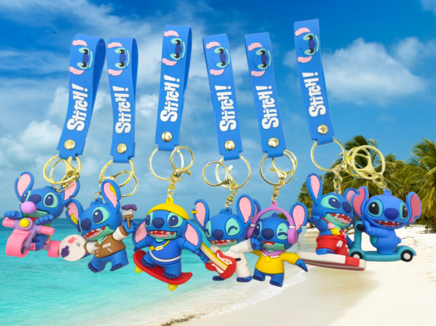 Spot keychain Creative 3D Soft PVC Keychain Professional PVC keychain factory pic 1